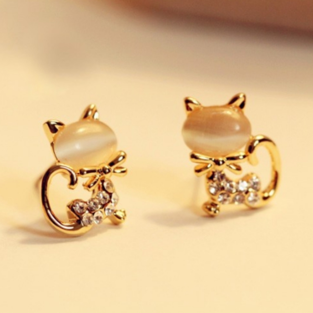 Super cute opal wild cat kitty crystal stud earrings